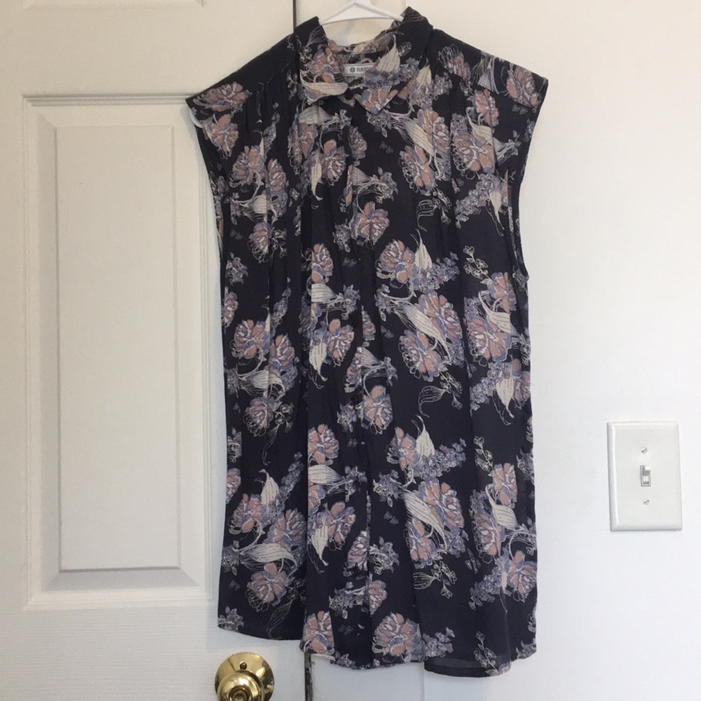 Button up sleeveless top